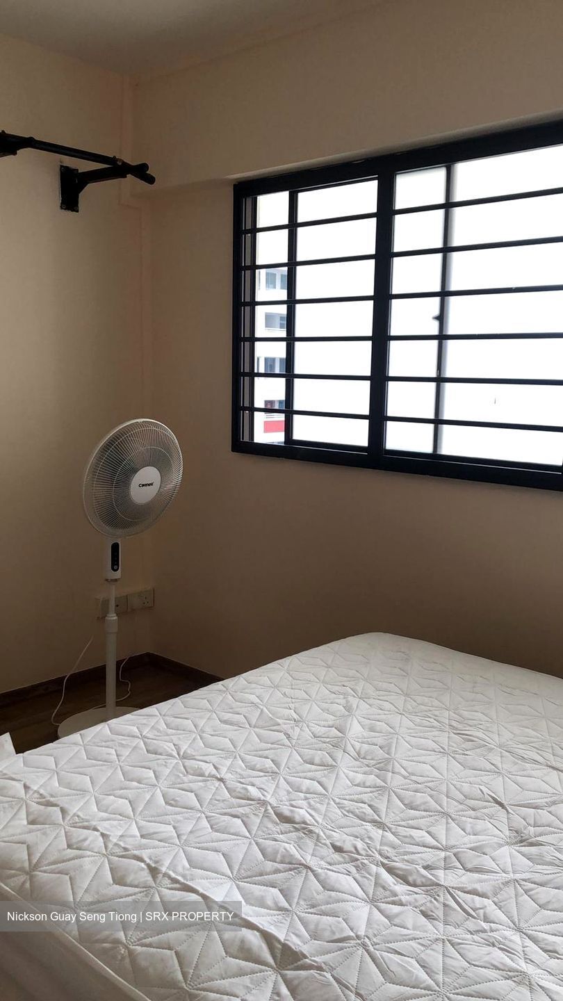Blk 556 Jurong West Street 42 (Jurong West), HDB Executive #519947861